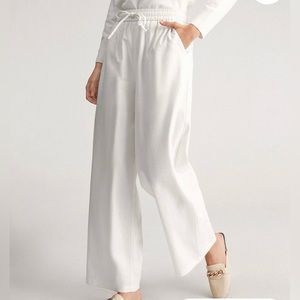 COMMENSE White Simple Bell Pants Size Small NWT
